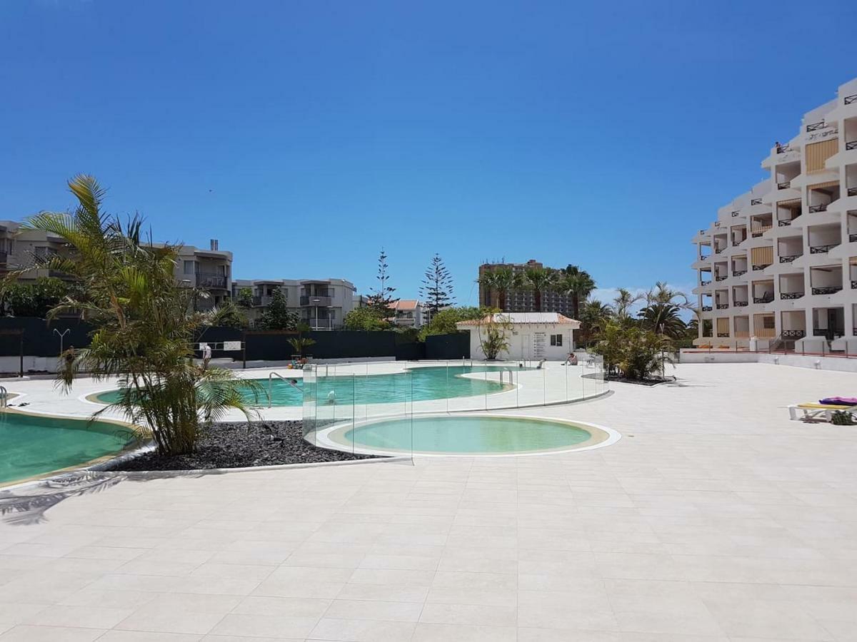 San Marino With Heated Pool, Only 450 Meters To The Beach, Wifi Арона Екстериор снимка