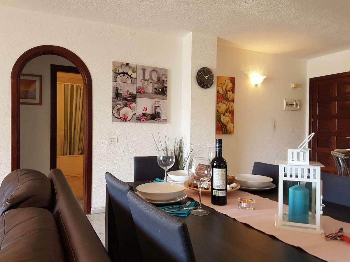 San Marino With Heated Pool, Only 450 Meters To The Beach, Wifi Арона Екстериор снимка