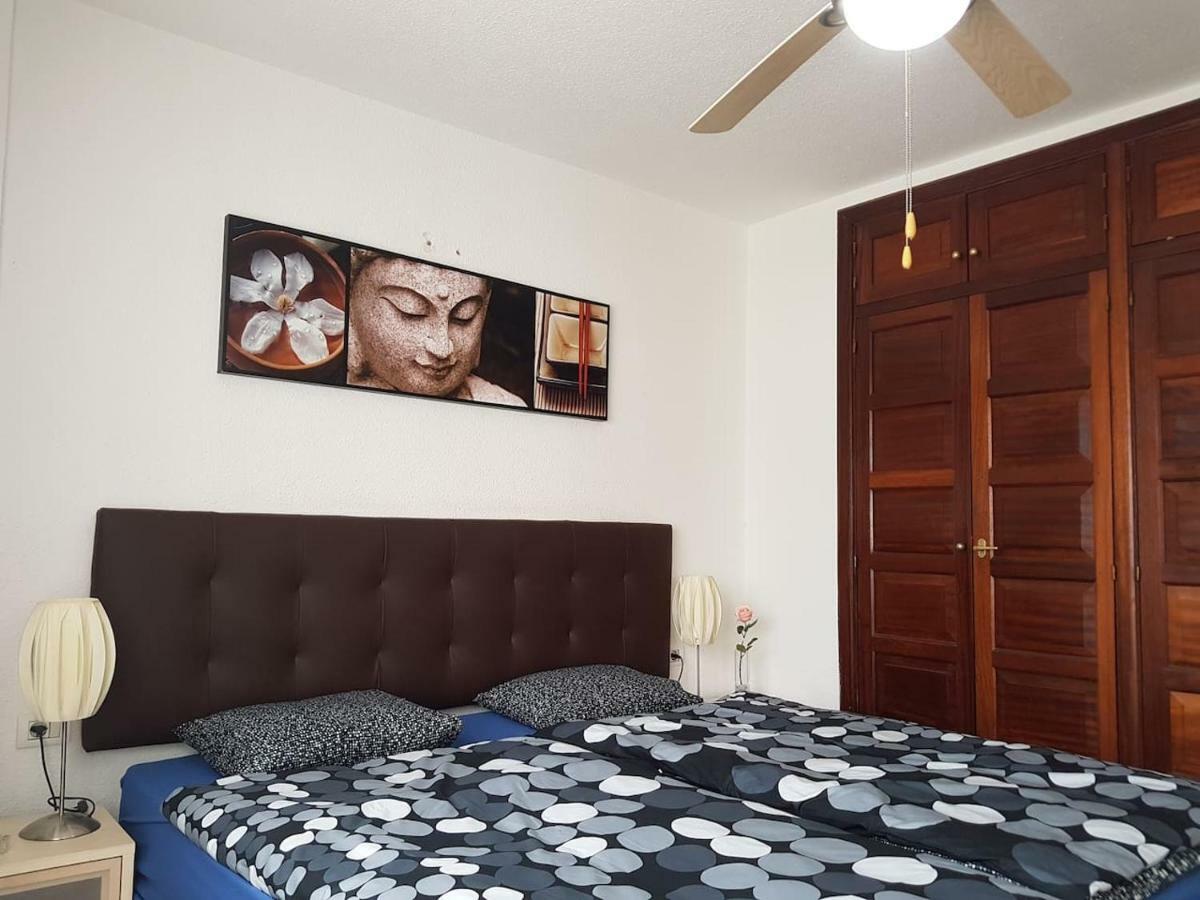 San Marino With Heated Pool, Only 450 Meters To The Beach, Wifi Арона Екстериор снимка